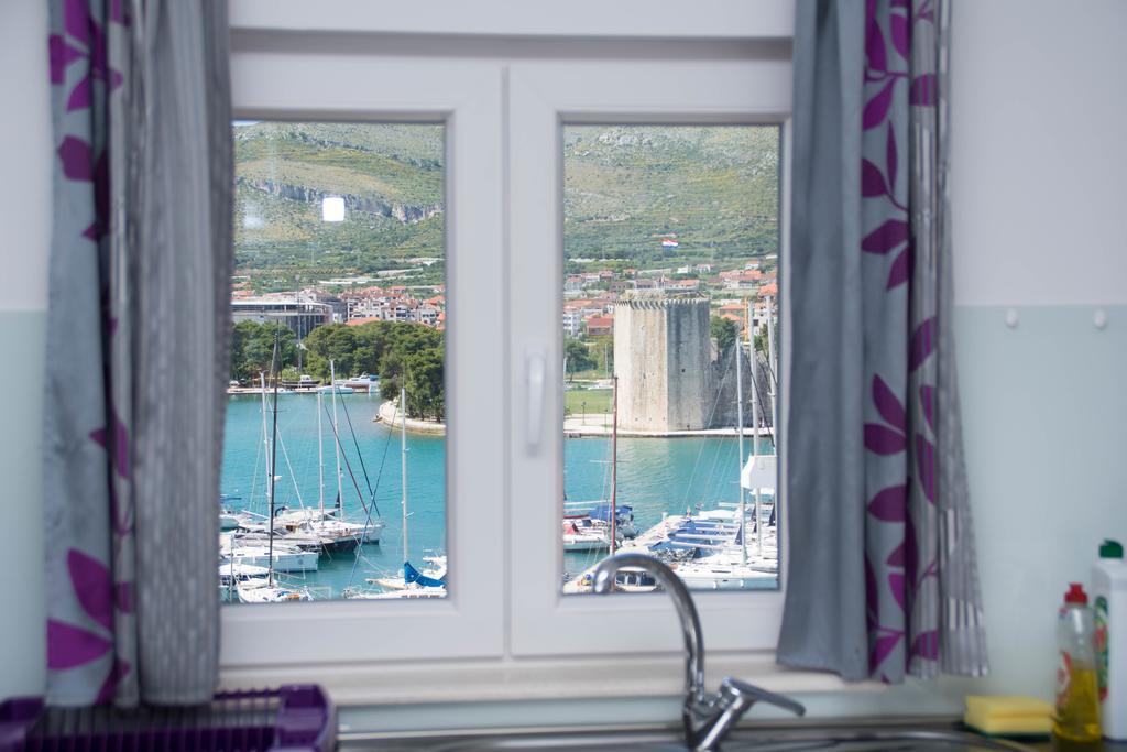 Apartments Maria Трогир Экстерьер фото