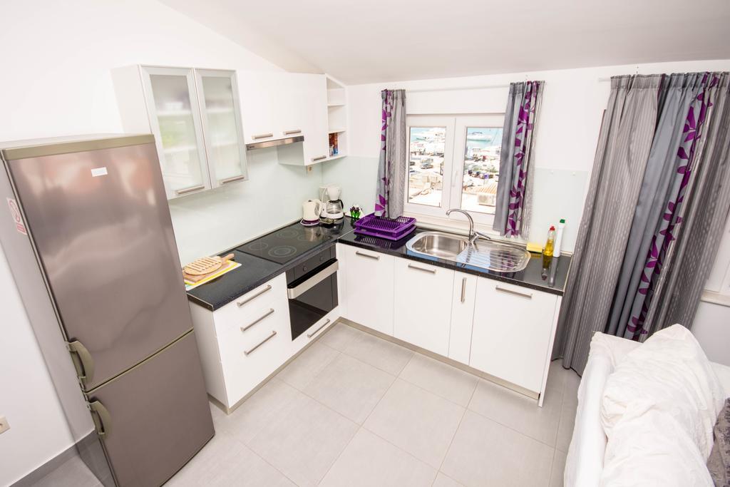 Apartments Maria Трогир Экстерьер фото