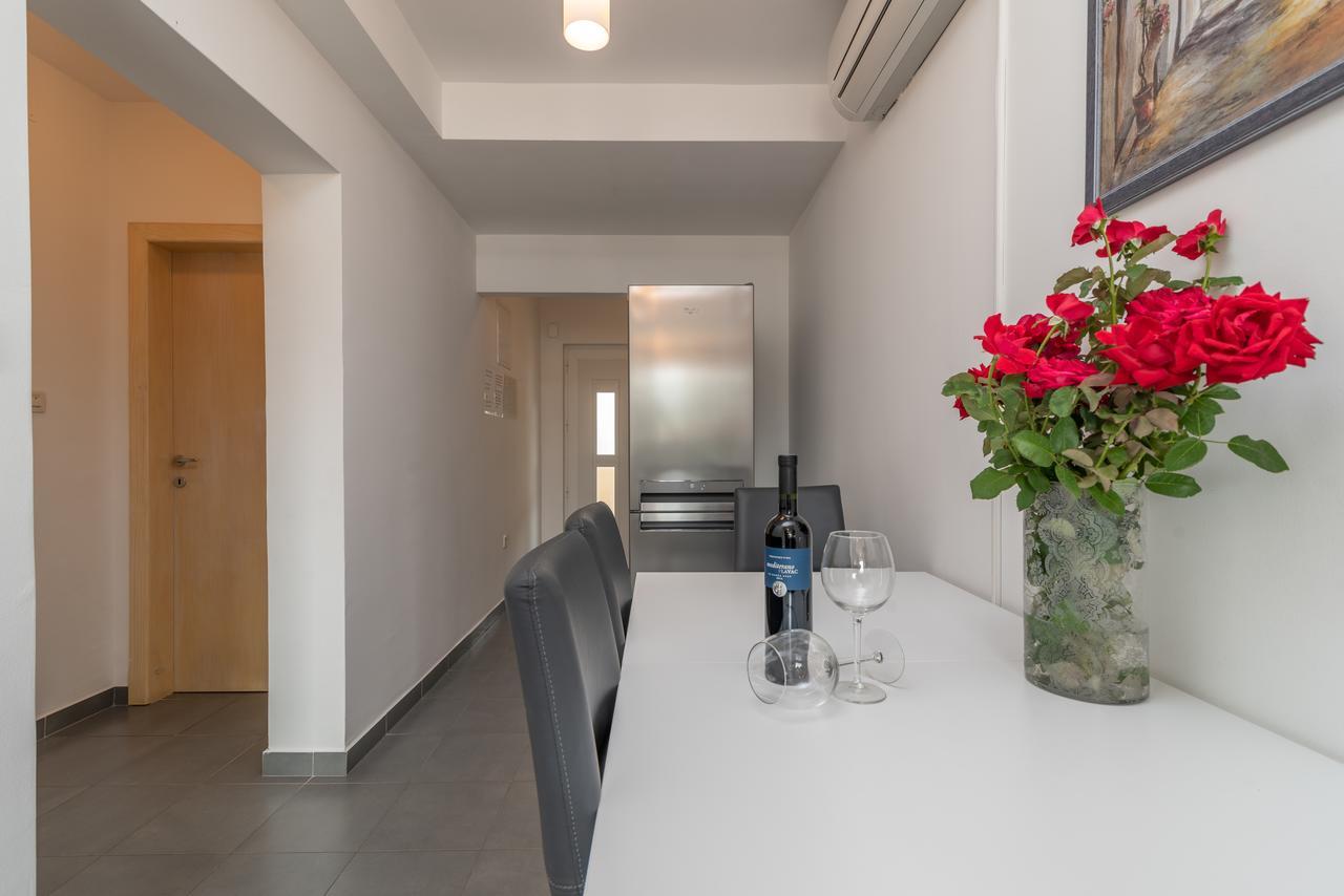 Apartments Maria Трогир Экстерьер фото
